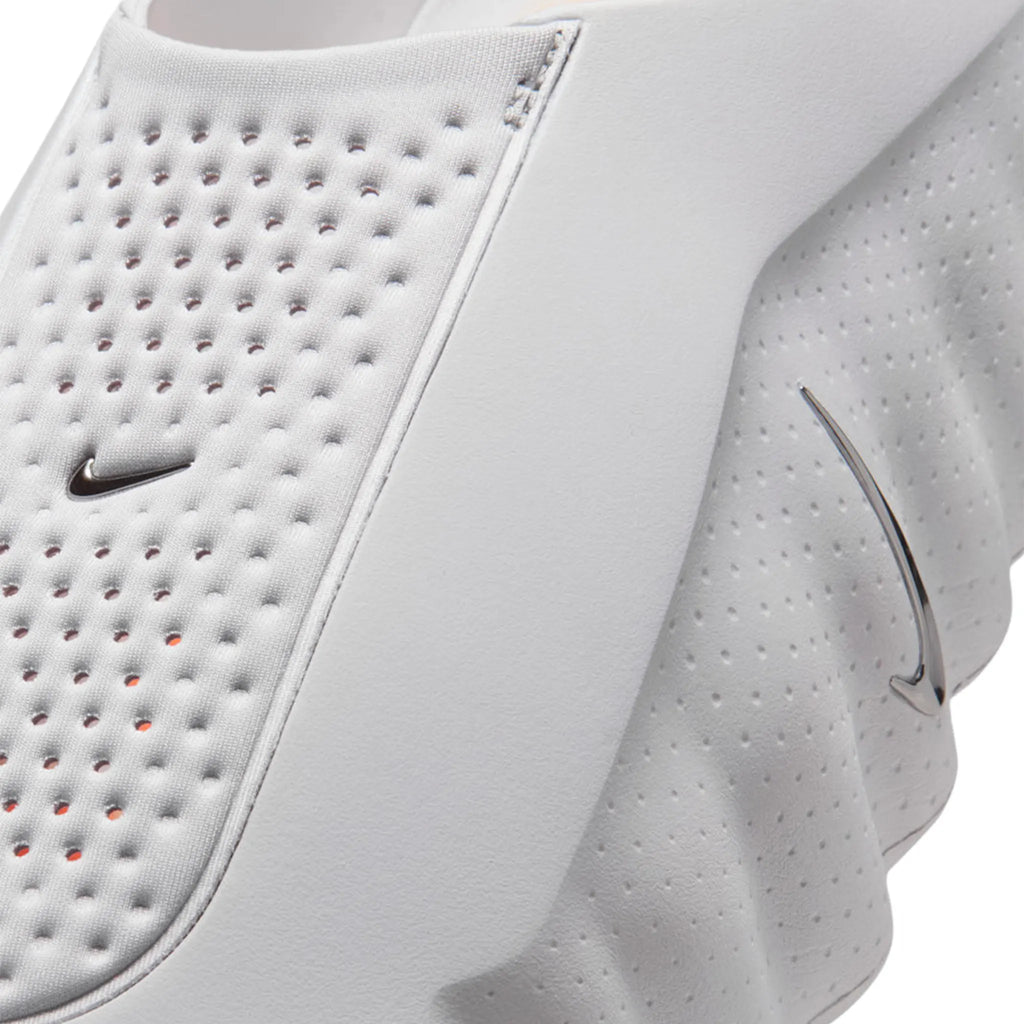 Nike Mind 001 Pregame Mules